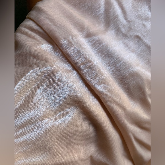 Revolve H:ours Felisa MIDI Dress Nude Lipgloss Small - Picture 11 of 15